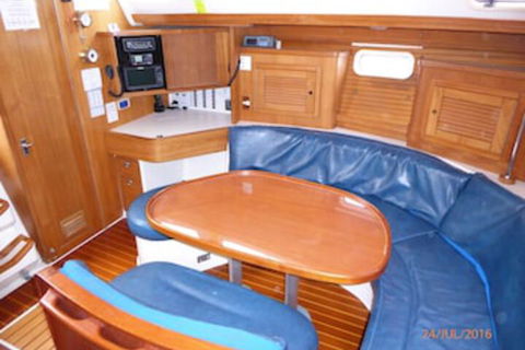 Sailtas - Sailing Charters To Bruny Island - Adults Only - Broome Tourism 0