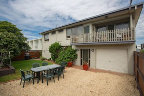 Banksia 7 Marine Parade - Holiday Perth 0