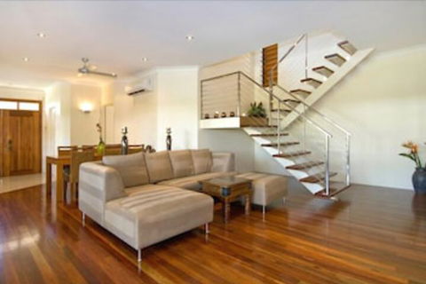 Torun Holiday House - Accommodation Newcastle 7
