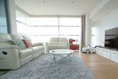 Crows Nest Family Apartment - Yamba Accommodation 0