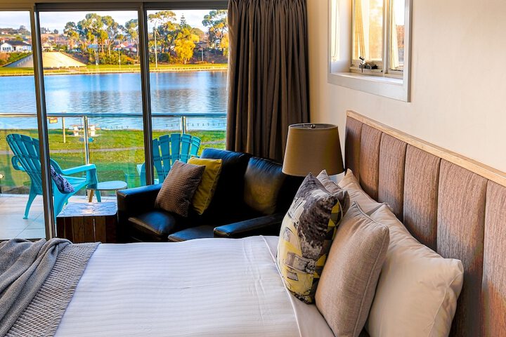 Ulverstone River Edge Apartments - thumb 2