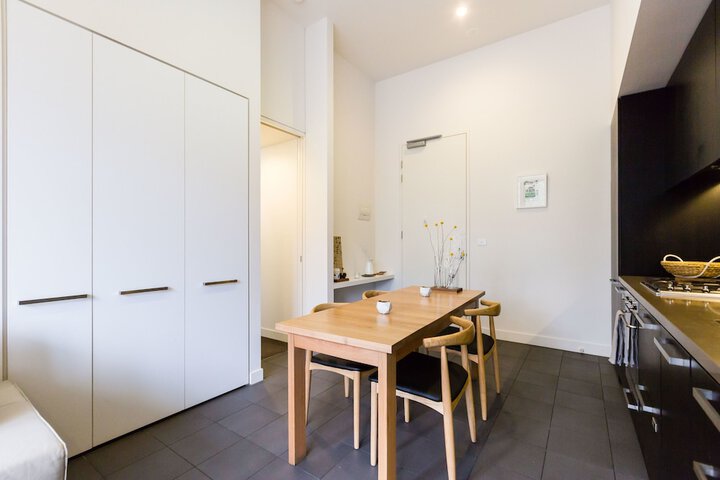 GEORGE, 1BDR North Melbourne Apartment - thumb 2