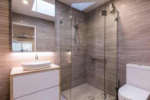 Executive 2 Storey Apartment With Pool - Accommodation Yamba 4