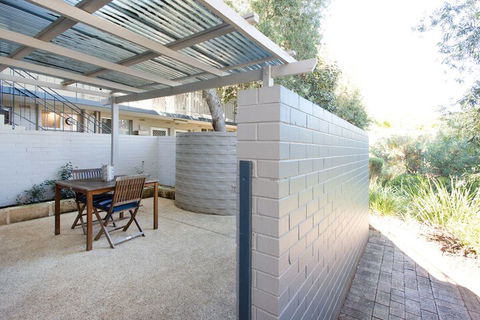 Shenton Park Hensman Road - Wagga Wagga Accommodation 1