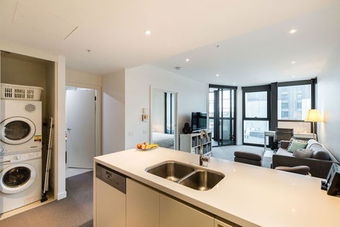 MILA, 1BDR Cremorne Apartment - Holiday Melbourne 3