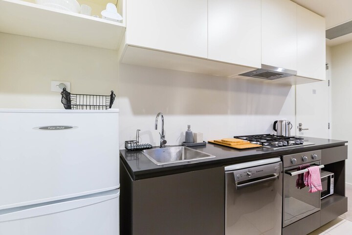 YASHITA, 2BDR Melbourne Apartment - thumb 2