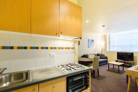 ELIZA, 2BDR Melbourne Apartment - Lightning Ridge Tourism 4