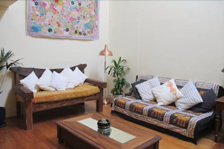 MONIKA, 1BDR Collingwood Apartment - thumb 3