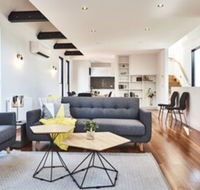 3 Level Architecturally Designed House - Yamba Accommodation