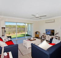 SALTY PAUSE at BONDI HOUSE - Accommodation QLD