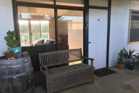 House On The Hill - Accommodation Yamba 5