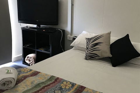 Tin Can Bay Budget Accommodation - Whitsundays Tourism 3