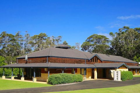 Harmony Forest Accommodation & Vineyard - Yamba Accommodation 2