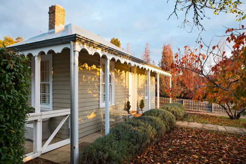 Kings Cottage - WA Accommodation 0