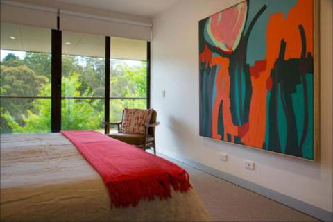 Lake Daylesford Lodge 3 - Broome Tourism 5