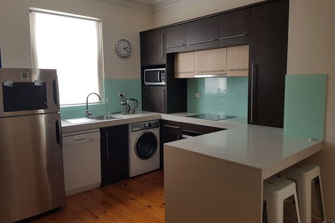 Stay On Sussex - Yamba Accommodation 4