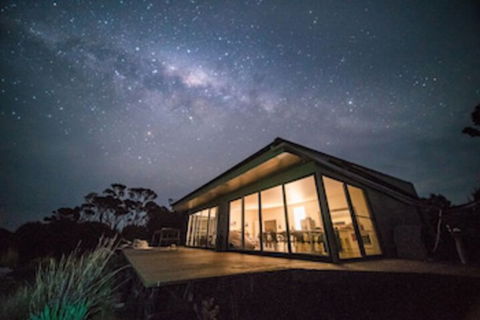 Sawyers Bay Shacks - WA Accommodation 0