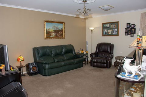 Chrissies Palace Hostel - Casino Accommodation 3