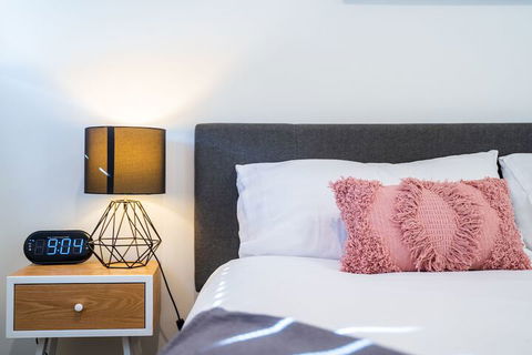 Punchbowl Executive Apartments - Yamba Accommodation 1