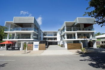 Maggies Beachfront Apt. 10 - Tourism Listing 0