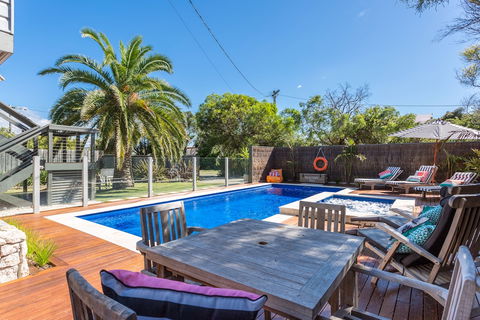 Front Beach House - Accommodation Broken Hill 0