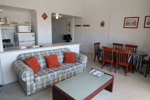 Razorback 1 - Razorback Plaza Jindabyne - Accommodation Gold Coast 3