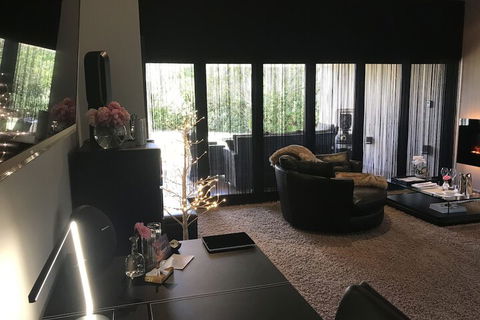 AmarÃ© Beachside Luxury - Holiday Melbourne 2