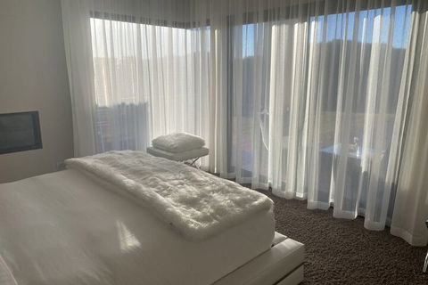 AmarÃ© Beachside Luxury - Holiday Melbourne 3