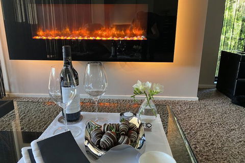 AmarÃ© Beachside Luxury - Holiday Melbourne 4