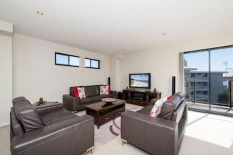 Dolphin Cove Unit 13 / 2 6 Government Road - Accommodation NSW 0