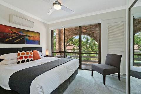 Centennial Terrace Apartments - Stayed 4