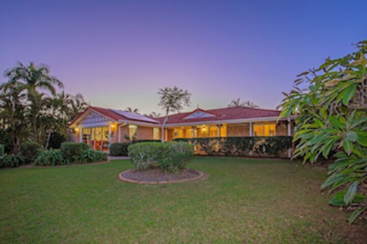 Anaheim Family Oasis - thumb 0