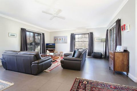 River Verse - On The Ovens - Accommodation Newcastle 0