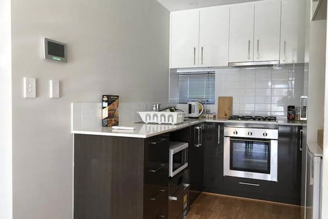 Apartment In Queens Park - Victoria Tourism 6