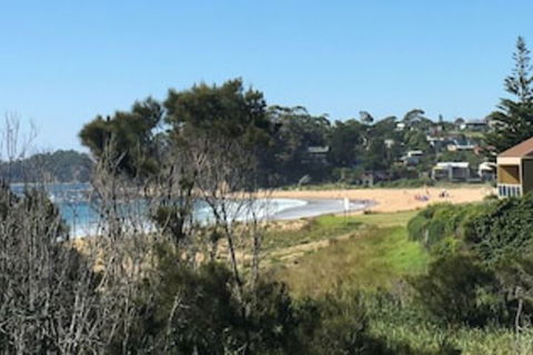 Absolute Beachfront Malua Bay - New South Wales Tourism  0