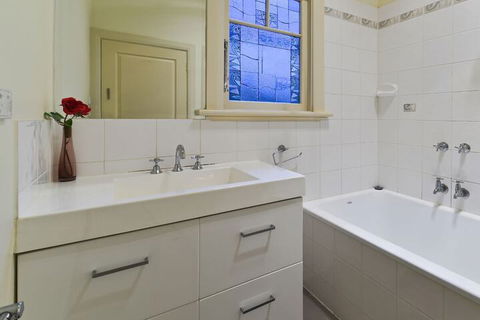 Balwyn Houses - Accommodation Brisbane 6
