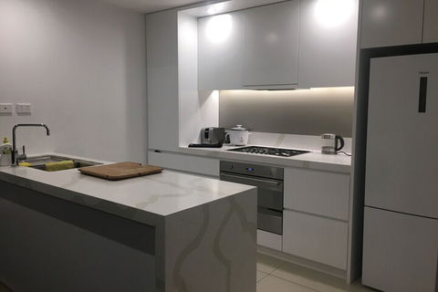 Exclusive Apartment With Water Views - Accommodation VIC 3