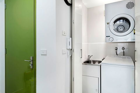 The Post Office Apartments - Casino Accommodation 6