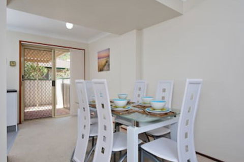 Beachcomber At Fingal Bay - Accommodation Yamba 0