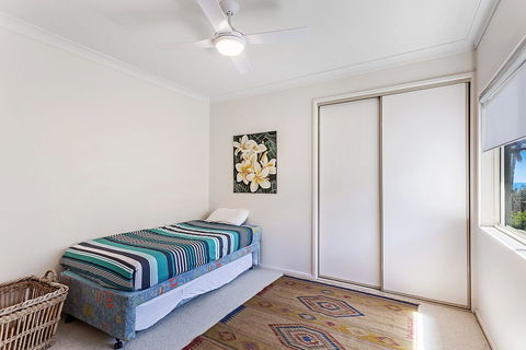 Boat Harbour Beach House 71 Kingsley Drive - Townsville Tourism 5