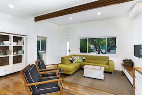 The Beach House 13 Market Street - Broome Tourism 0