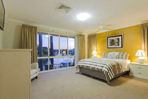 Amaroo On The Gold Coast - Mackay Tourism 6