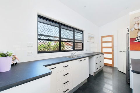Tomaree Road 58 Shoally Loft - New South Wales Tourism  4