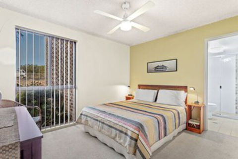 Grevillia, Bay Parklands, Unit 38/2 Gowrie Avenue - Tourism Townsville 0