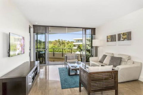 COTTON BEACH APARTMENT 33 WITH POOL VIEWS - Accommodation Port Hedland 0
