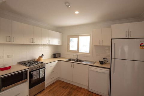 Numbananga Lodge - Wagga Wagga Accommodation 2