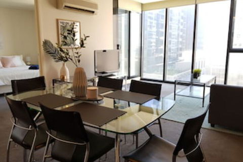ReadySet Apartments At Sentinel - Townsville Tourism 0