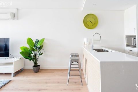 The Shoal Apartments Unit 201 / 4 8 Bullecourt Street - Holiday Melbourne 5