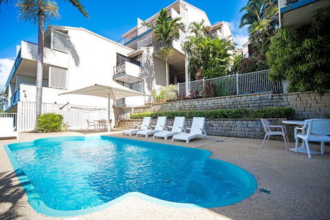 Ocean Views 9 - Accommodation Brisbane 4