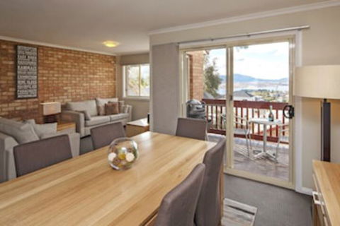 Beloka 9 - Overlooking Lake Jindabyne - Hotel VIC 0
